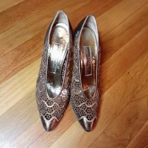 Mario Valentino Size 6 Vintage Kitten Heels Pumps Bronze Mario Valentino